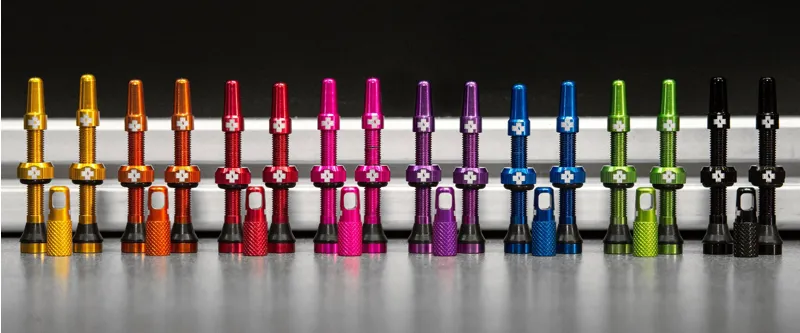 Tubeless Valves Black 60mm-2